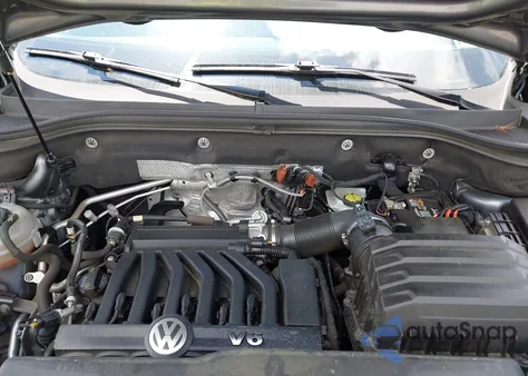 2018 Volkswagen Atlas 3.6L V6 Sel from USA, damaged, VIN 1V2MR2CA8JC553520